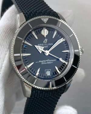 BREITLING SuperOcean Heritage B31 Automatic 40MM Black Dial Rubber Men's Watch